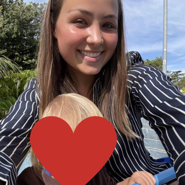 Babysitter in Christchurch: Nicole