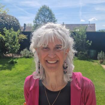 Nanny in Prévessin-Moëns: Véronique