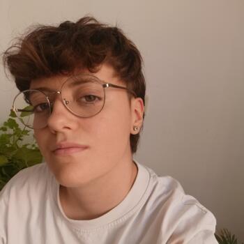 Niñera en Hellín: María