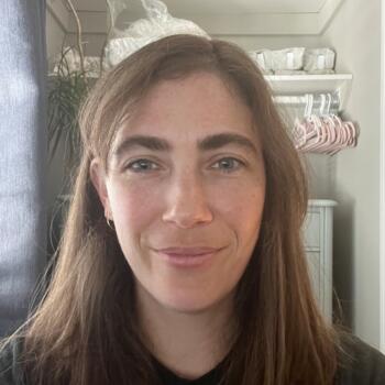 Babysitting job in Ottawa: babysitting job Alyx