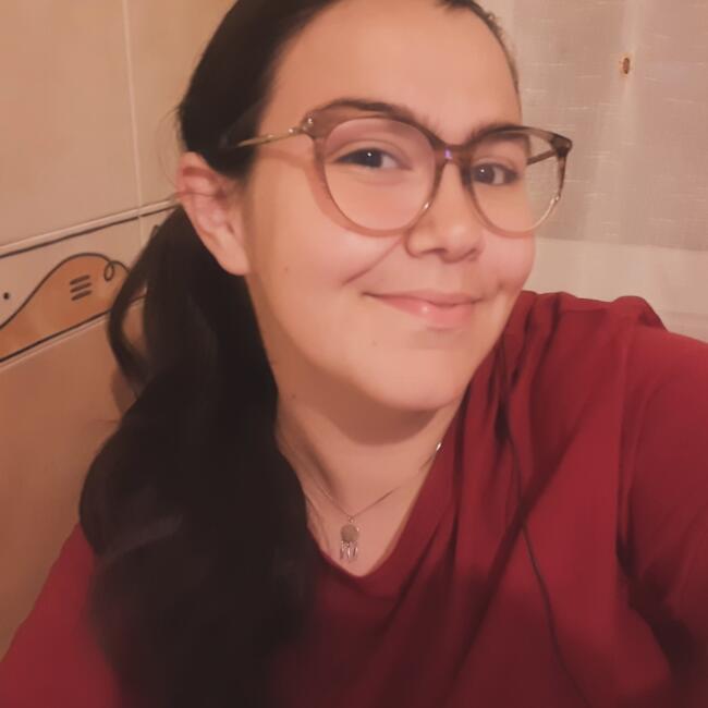 Babysitter em Azambuja: Eva