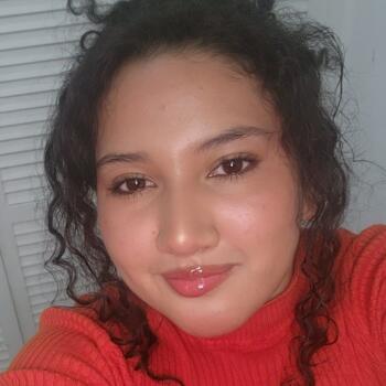 Niñera en San Isidro (Vázquez de Coronado): Estefanía