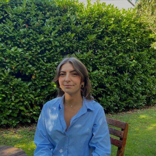 Babysitter in Herblay-sur-Seine: Angela