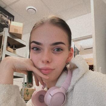 Praca dla opiekunki do dziecka w Jelenia Góra: praca dla opiekunki do dziecka Patrycja Anna