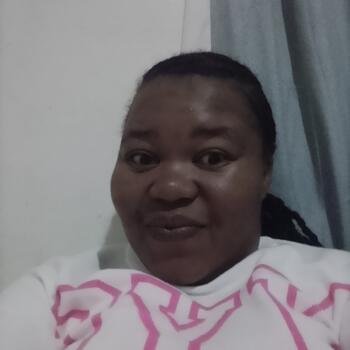 Babysitter Mid-Ennerdale: Priscilla Lindiwe