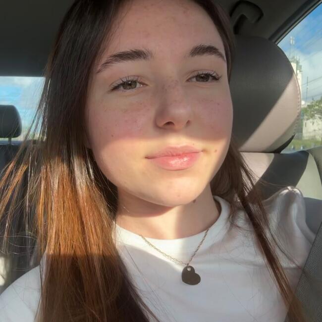 Babysitter in Florianópolis: Victória