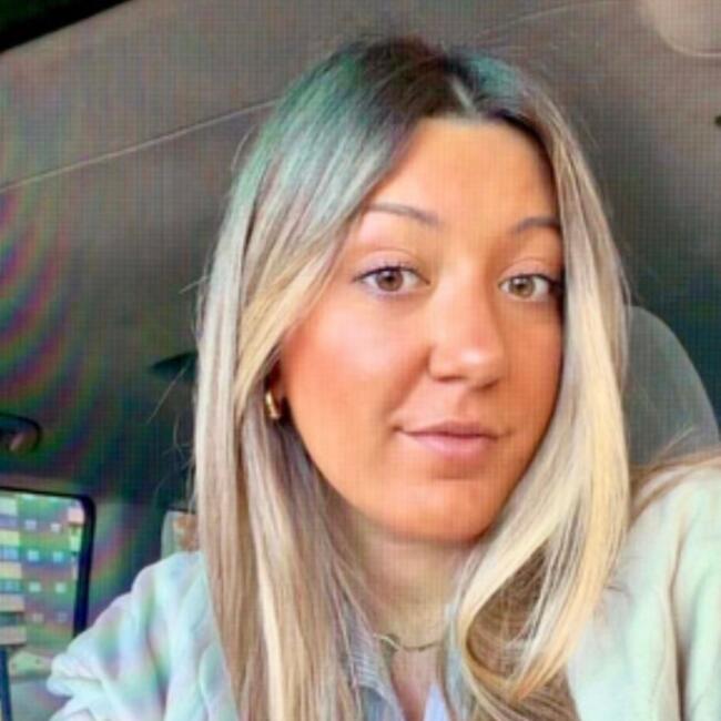 Babysitter in Huesca: Lucia