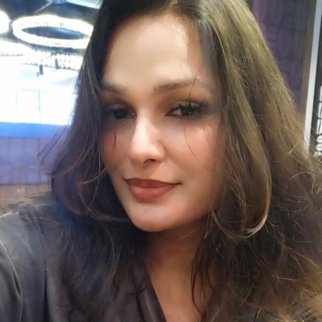 दिल्ली में बेबीसिटर: Shalini bhogal