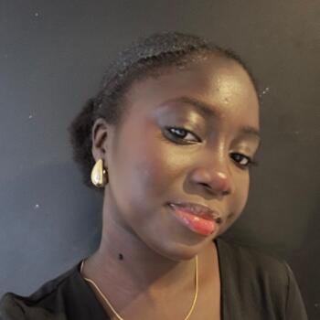 Babysitter in Valencia: Ndeye