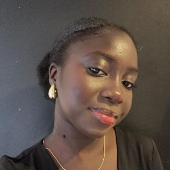 Babysitter in Valencia: Ndeye