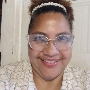 Babysitter in São Paulo (São Paulo): Simone