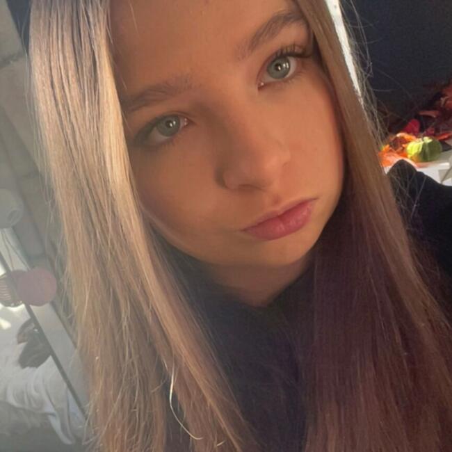 Babysitter in Leeds: Sophie