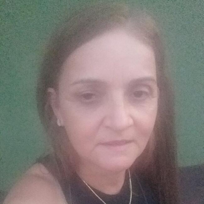 Babá em Campo Grande: Edna