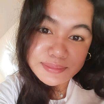 مربية أطفال في دبي: Moniza