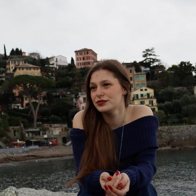 Babysitter in Genoa: Elisa
