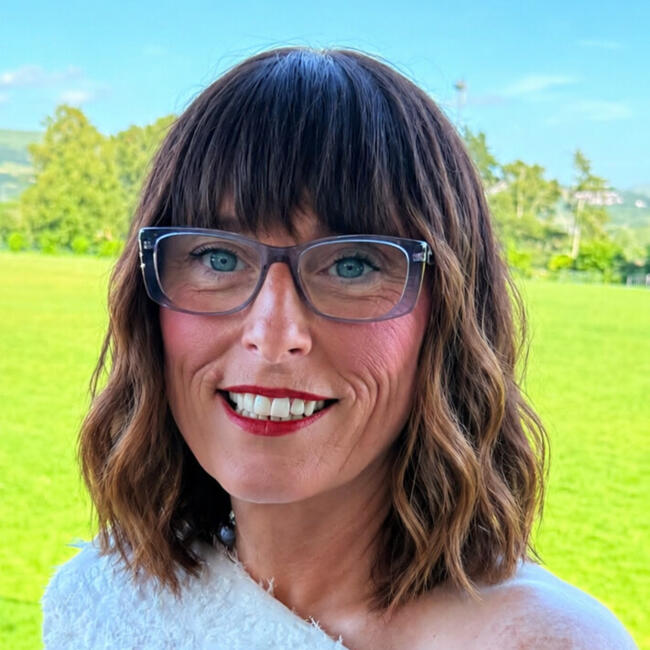 Nanny in Swansea: Claire