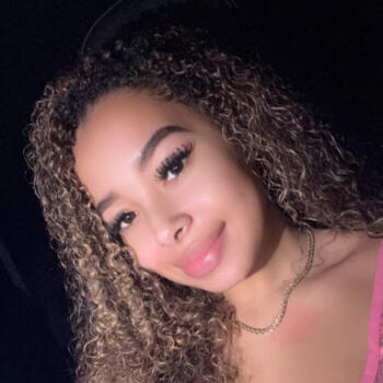 Niñera en Guácima: Yalesky