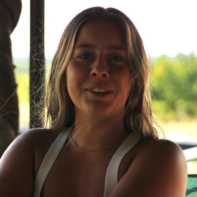 Babysitter in Québec: Ines