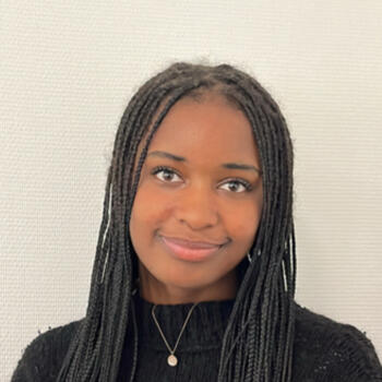 Babysitter in Le Pouget: Honorine