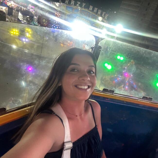 Babysitter in Brasília: Letícia