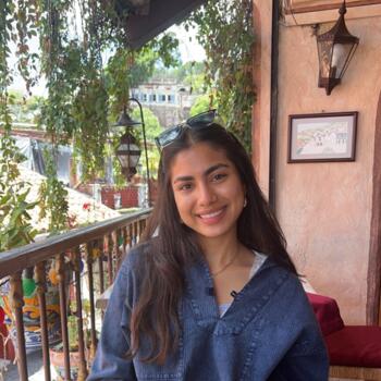 Babysitter in Los Angeles: Alayza
