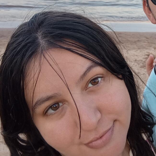 Babysitter in Quilmes: Luciana