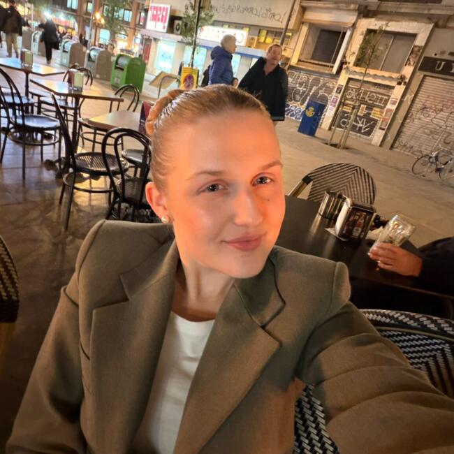 Nanny in Ontinyent: Verónica