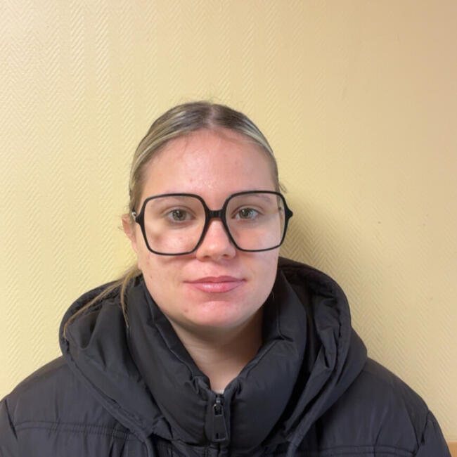 Babysitter in Ardres: Lalie