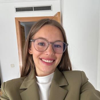 Babysitter in Madrid: Giuliana