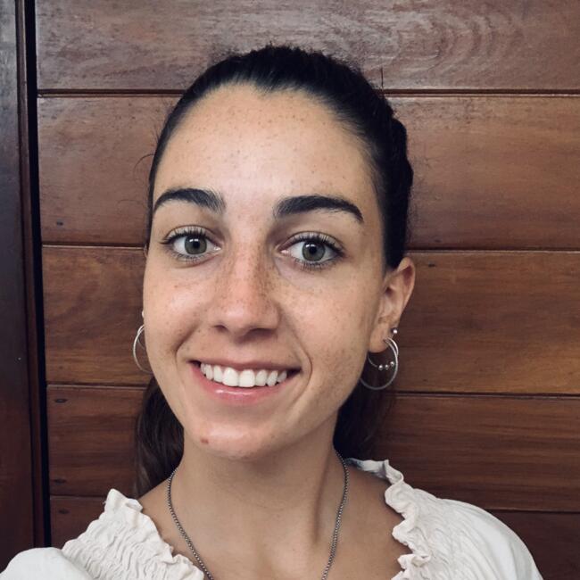 Babysitter in Queenstown: Maria