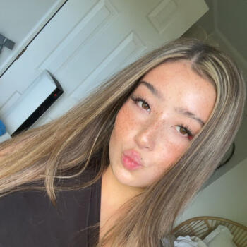 Babysitter in Takanini: Amelia