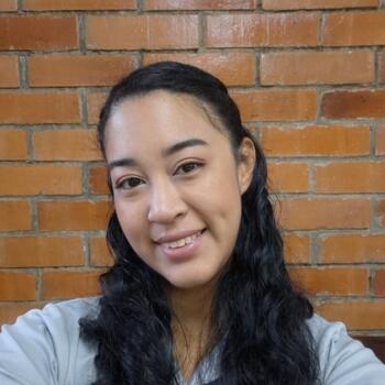 Babysitter in Santiago de Cali: Carolina