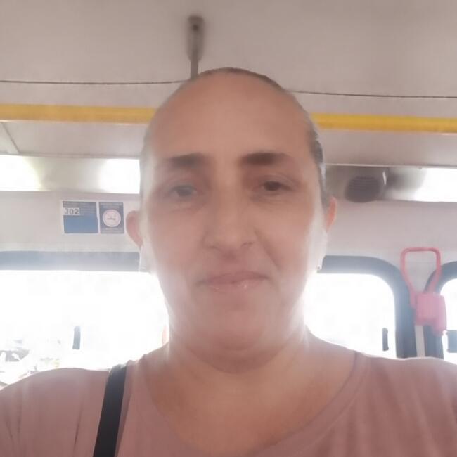 Babysitter in Recife: Gladys