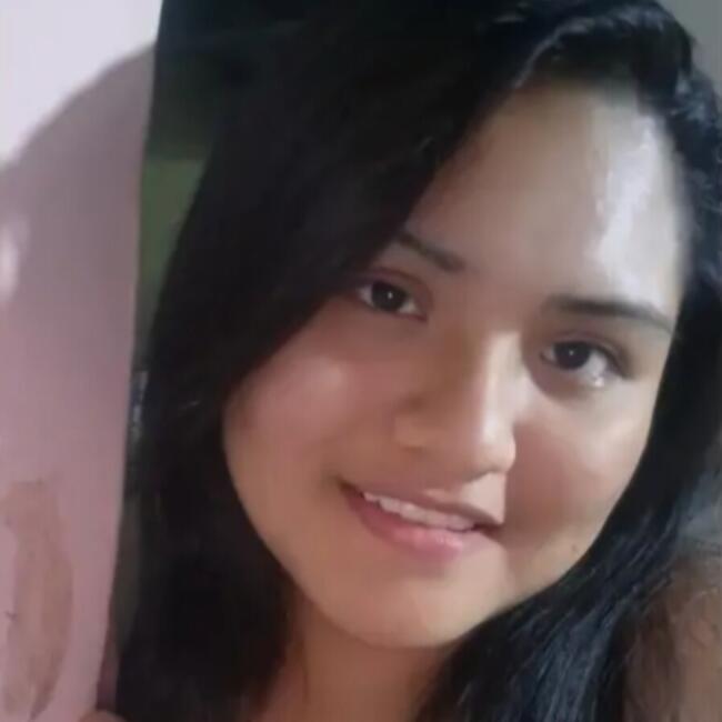 Babysitter in José Leonardo Ortiz: Yeimy