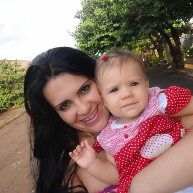 Babysitter in Molenbeek-Saint-Jean: Angélica