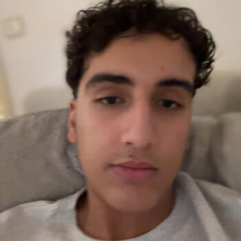 جليسة أطفال في الدار البيضاء: Imrane