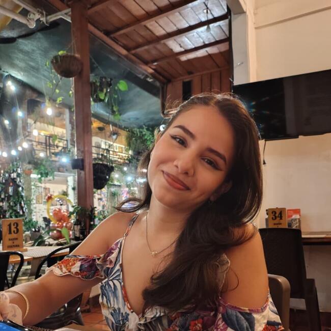 Niñera en Neiva: María José