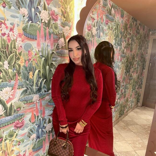 Babysitter in Leeds: Aneeqa