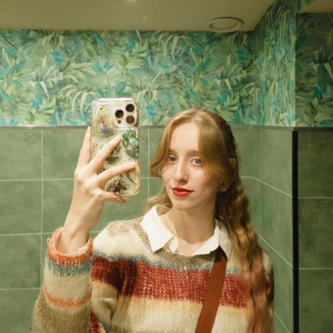 Babysitter in Warsaw: Asli