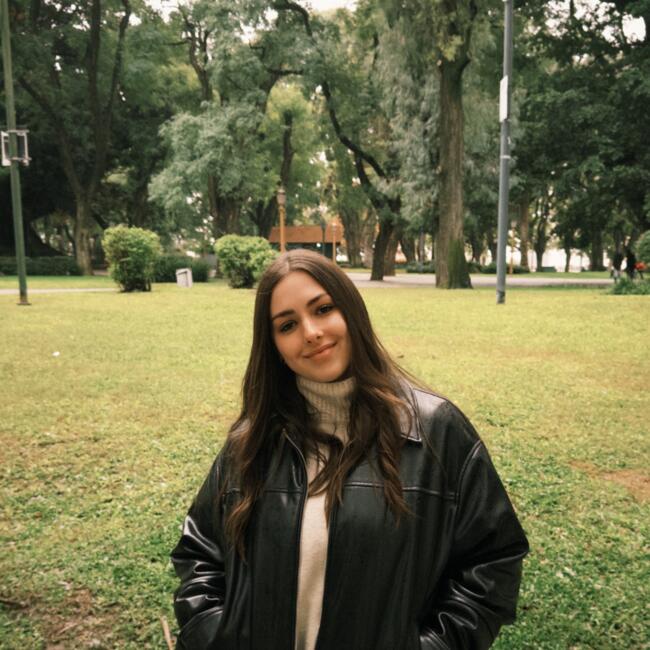 Babysitter στην περιοχή Μοντεβιδέο: Maria Florencia