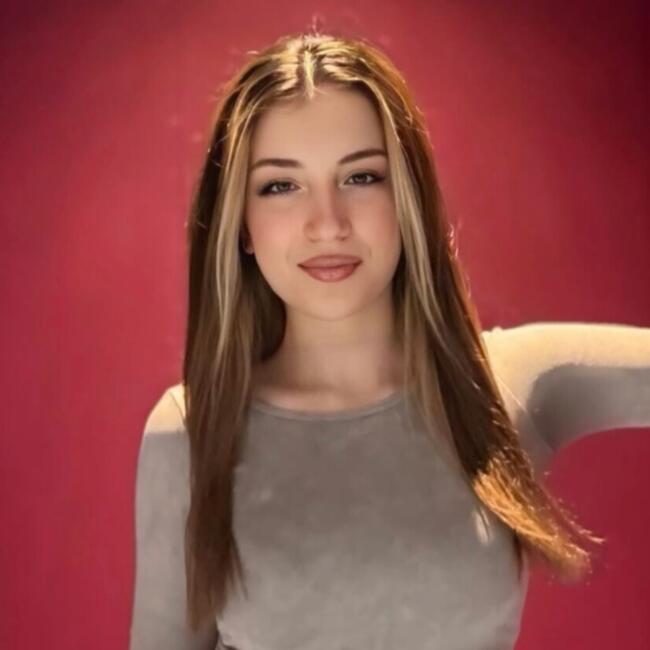 Opiekunka do dziecka w Mokotów: Tuğçe