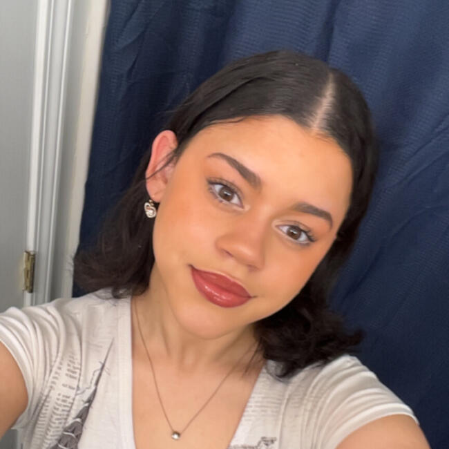 Babysitter in Holly Springs (North Carolina): Rihanna