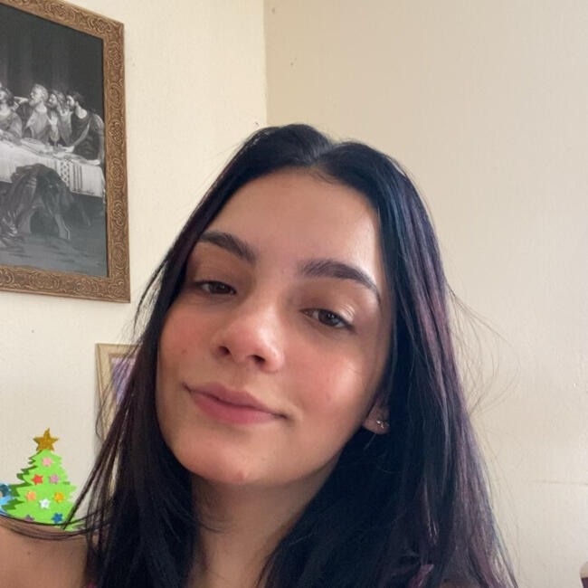 Babysitter in Botucatu: Raissa Vitoria