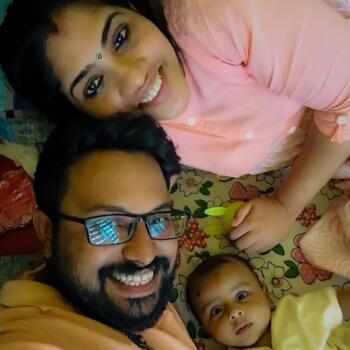 Babysitting job in Khobar: babysitting job Mukundan