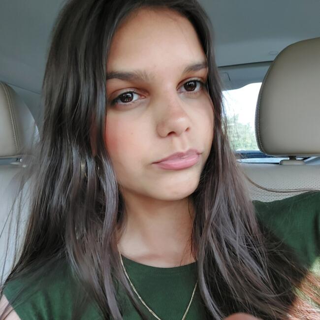 Babysitter in Herenthout: Demi