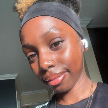 Baby-sitter Gatineau: Ema