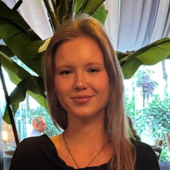 Baby-sitter in Montréal: Sara