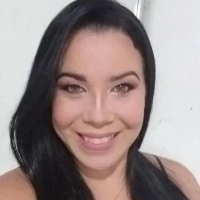 Babysitter in Recife: Adriana