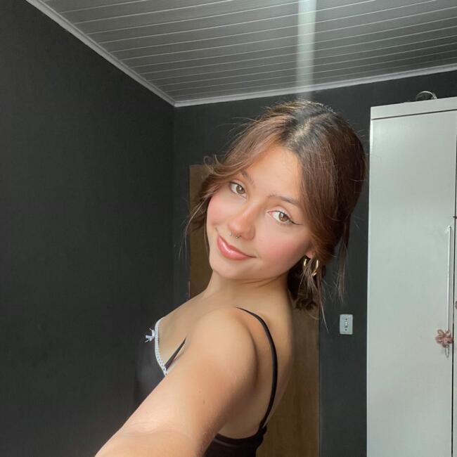 Babysitter in Jandira: Lana