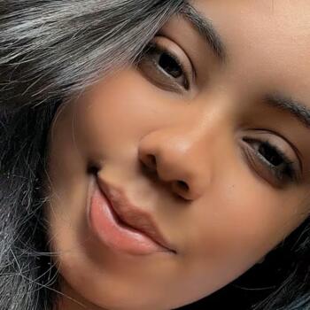 Babá em Recife: Ellen